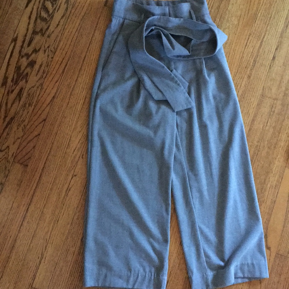 Paperbag Pants - Picture 2 of 3